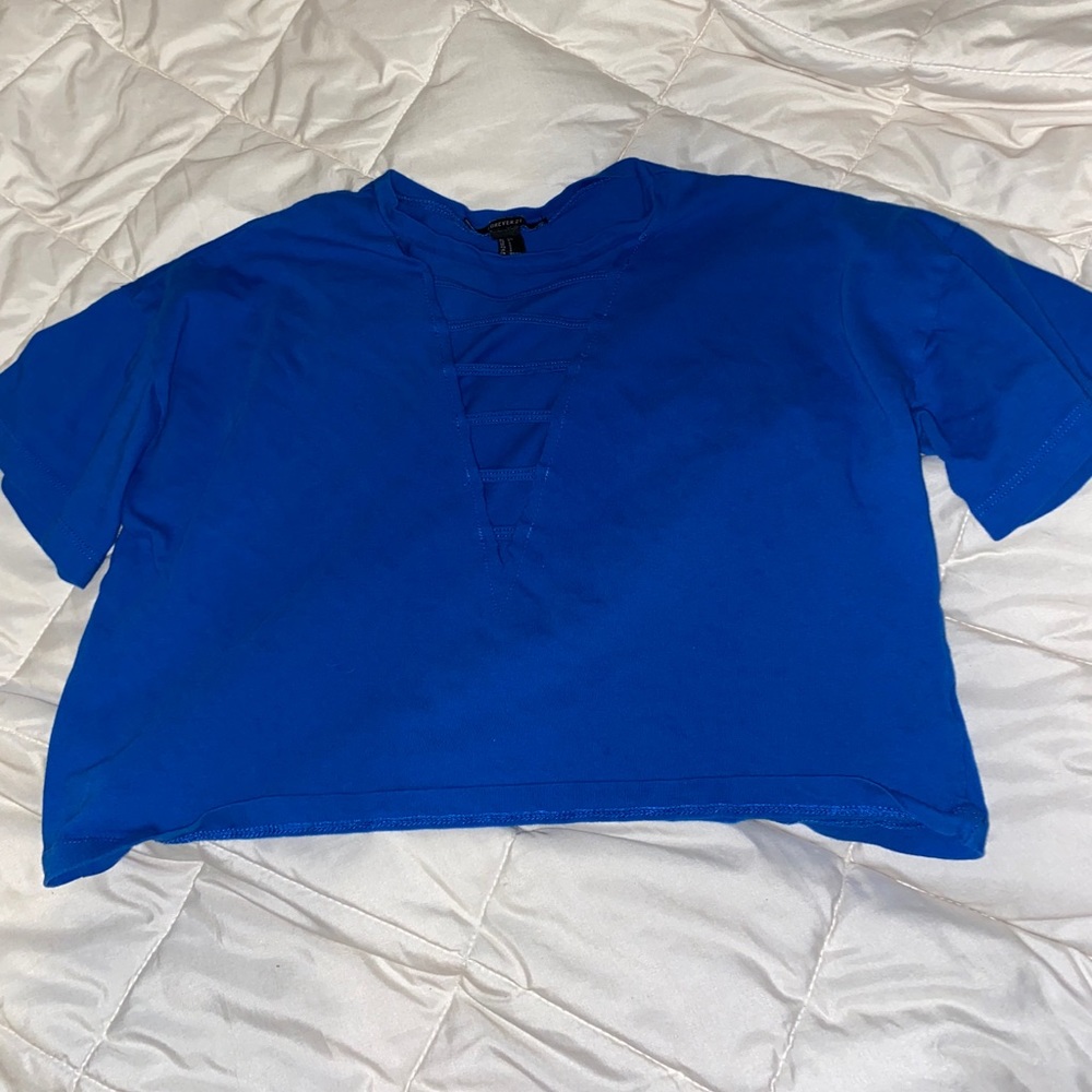 Forever21 blue crop top